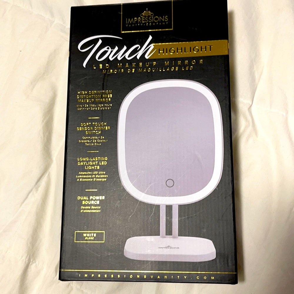 Impressions vanity LED vanity makeup mirror